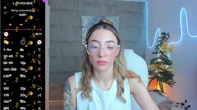 barbie scoth  online show from December 29, 2024, 8:37 pm