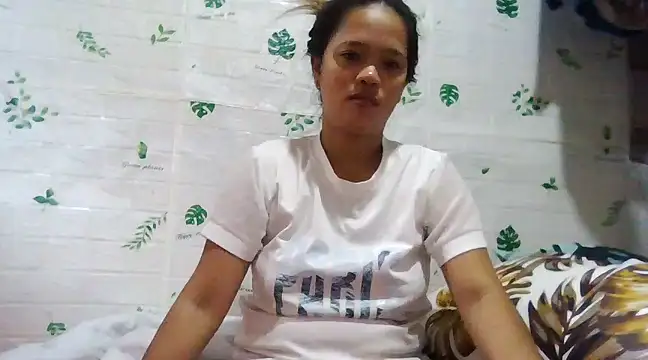 Snapshot of Silly_Girl21 chatting on December 30, 2024, 2:09 am Silly Girl21 online show from December 30, 2024, 2:09 am