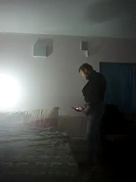 Snapshot of HouseOfCums chatting on October 4, 2025, 4:27 pm HouseOfCums online show from October 4, 2025, 4:27 pm