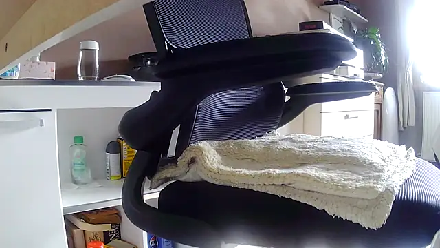 suedel65 online show from March 29, 2026, 2:50 pm