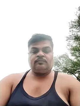 Snapshot of Desi_Londa_143 chatting on October 23, 2025, 1:16 am Desi Londa 143 online show from October 23, 2025, 1:16 am