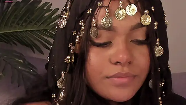 Snapshot of Emma_Morgann chatting on February 17, 2026, 2:57 pm Emma Morgann online show from February 17, 2026, 2:57 pm