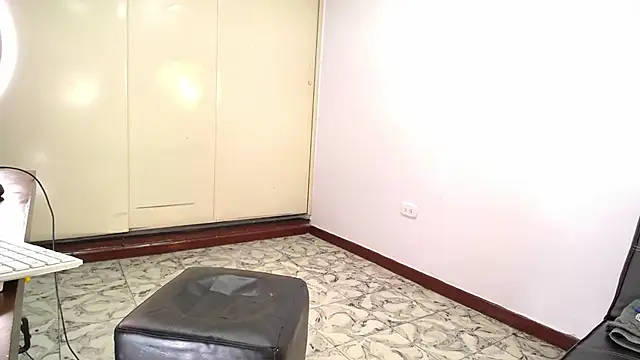 S Mia online show from May 31, 2026, 10:00 am