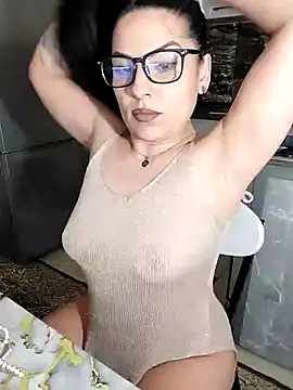 Snapshot of hot-babygirl chatting on March 5, 2025, 12:59 am hot-babygirl online show from March 5, 2025, 12:59 am