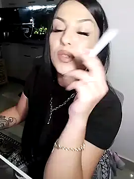 hot-babygirl online show from April 5, 2026, 6:38 pm