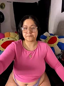 MsConejitaa online show from November 25, 2025, 1:22 pm