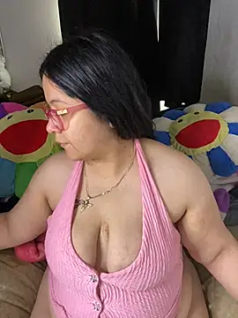Snapshot of MsConejitaa chatting on July 9, 2026, 5:17 pm MsConejitaa online show from July 9, 2026, 5:17 pm
