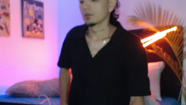 Snapshot of andersonZ998 chatting on December 16, 2025, 6:51 am andersonZ998 online show from December 16, 2025, 6:51 am