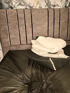 DANIK STAR online show from April 11, 2026, 3:05 pm