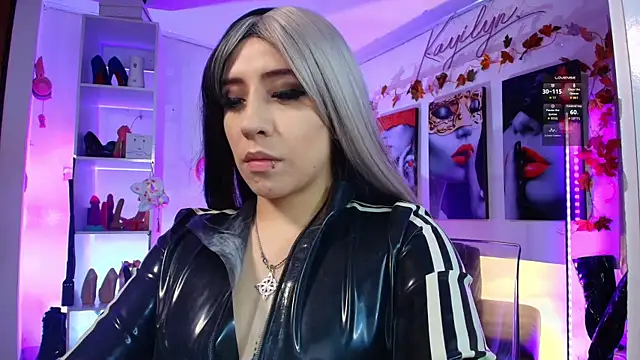 kayilyn online show from April 5, 2026, 12:02 pm