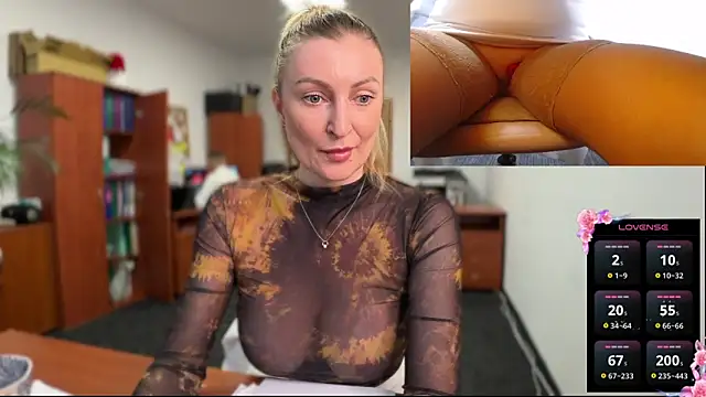 legsLONG online show from March 13, 2025, 11:08 am