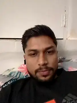  IRRESISTIBLE  online show from November 11, 2025, 2:39 pm