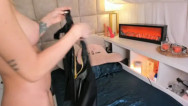 TatjanaTillers online show from February 14, 2026, 9:06 am