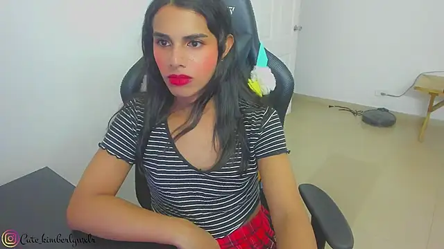 Kim Wexler online show from February 7, 2025, 4:37 am