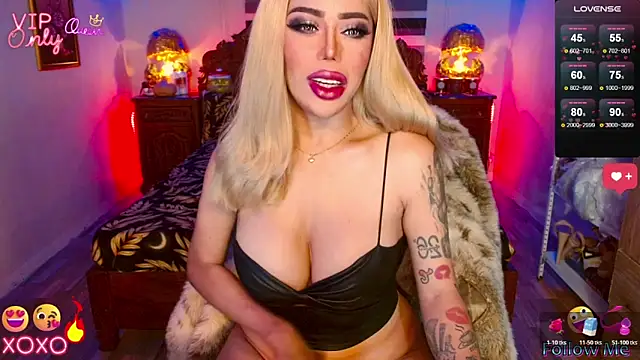 Snapshot of Magnificent_Goddess chatting on April 18, 2026, 6:06 am Magnificent Goddess online show from April 18, 2026, 6:06 am