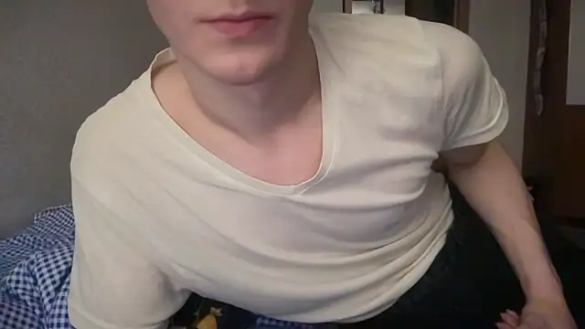 Lamonteik online show from October 27, 2025, 3:27 pm