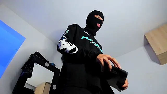 Samuel Suarez online show from November 19, 2025, 7:41 am