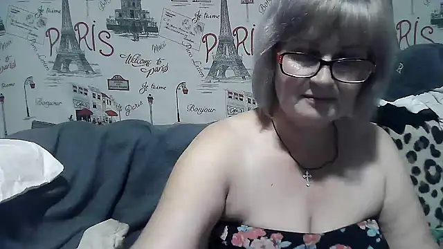Snapshot of Gina_Marlyn chatting on December 17, 2024, 11:59 pm Gina Marlyn online show from December 17, 2024, 11:59 pm
