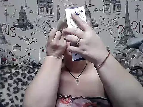 Snapshot of Gina_Marlyn chatting on February 21, 2025, 8:27 pm Gina Marlyn online show from February 21, 2025, 8:27 pm