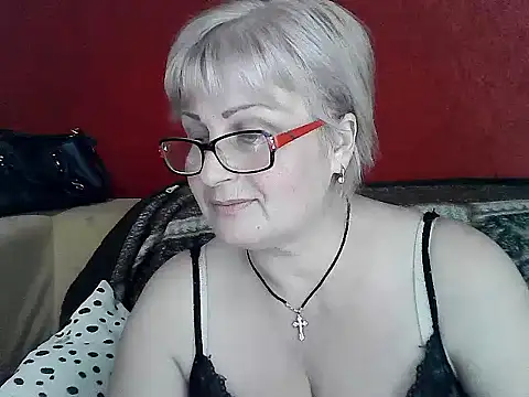 Snapshot of Gina_Marlyn chatting on March 15, 2025, 11:06 pm Gina Marlyn online show from March 15, 2025, 11:06 pm