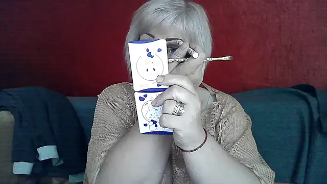 Snapshot of Gina_Marlyn chatting on March 22, 2025, 8:26 pm Gina Marlyn online show from March 22, 2025, 8:26 pm