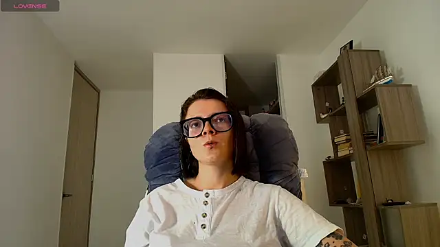 Arya starrk online show from November 21, 2025, 3:11 pm