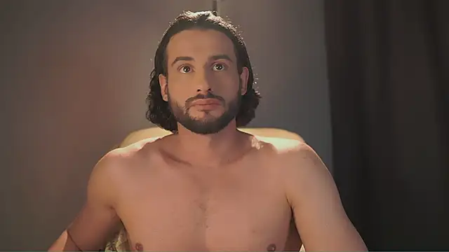 Snapshot of Keen___Luckystrike chatting on January 16, 2026, 7:23 am Keen Luckystrike online show from January 16, 2026, 7:23 am