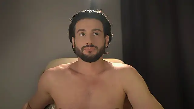 Snapshot of Keen___Luckystrike chatting on March 3, 2026, 10:43 am Keen Luckystrike online show from March 3, 2026, 10:43 am