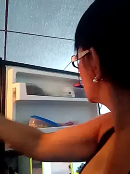 kelly dirty  online show from February 27, 2026, 1:16 am