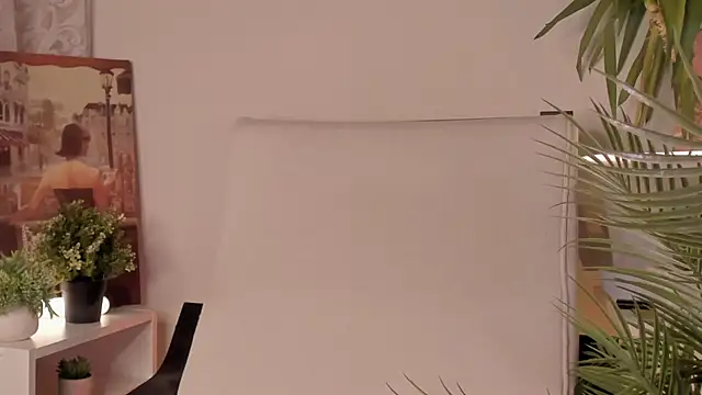 Snapshot of Ana_Peachy_ chatting on March 4, 2025, 8:05 pm Ana Peachy  online show from March 4, 2025, 8:05 pm