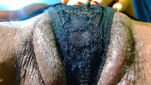 bethanywilson 23 online show from November 19, 2025, 11:43 am