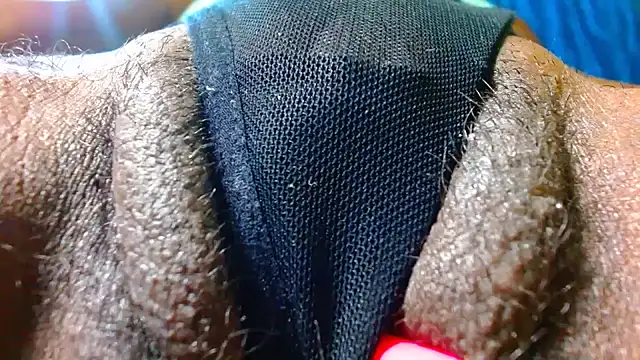 bethanywilson 23 online show from December 19, 2025, 1:07 pm