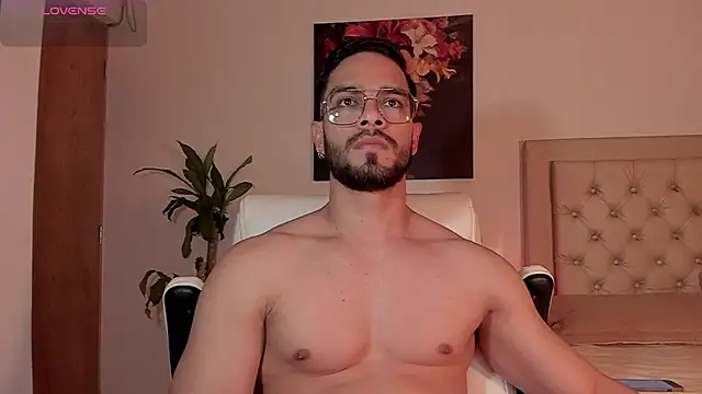 Josseph1  online show from September 30, 2025, 11:10 pm