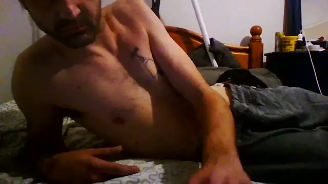 Snapshot of ThatGuyNextDoor1992 chatting on November 3, 2025, 4:47 am ThatGuyNextDoor1992 online show from November 3, 2025, 4:47 am