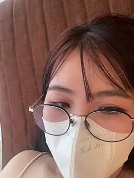 Onee-Chew online show from March 24, 2026, 2:16 am