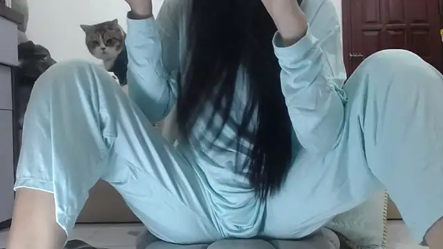 Snapshot of Sarah_88 chatting on January 8, 2025, 7:56 pm Sarah 88 online show from January 8, 2025, 7:56 pm