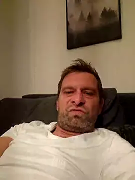 Mjn34 online show from December 2, 2025, 6:41 am