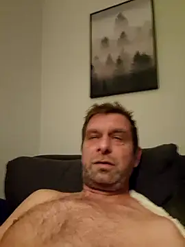 Snapshot of Mjn34 chatting on December 17, 2025, 6:19 am Mjn34 online show from December 17, 2025, 6:19 am