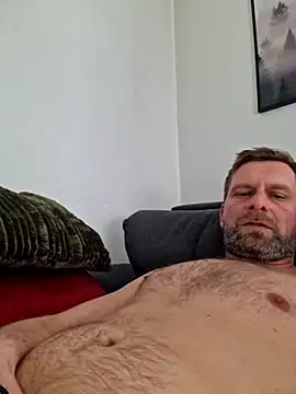 Snapshot of Mjn34 chatting on March 3, 2026, 2:56 pm Mjn34 online show from March 3, 2026, 2:56 pm