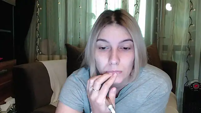 lovingfeetheels online show from October 11, 2025, 7:07 am