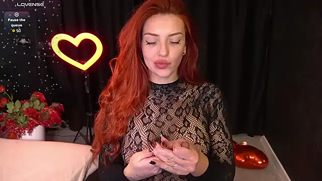 Snapshot of Sweety_one_ chatting on April 22, 2026, 1:12 pm Sweety one online show from April 22, 2026, 1:12 pm