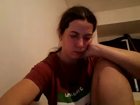 Snapshot of Tamilashaa chatting on January 15, 2025, 6:19 pm Tamilashaa online show from January 15, 2025, 6:19 pm