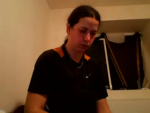 Snapshot of Tamilashaa chatting on March 6, 2025, 6:37 pm Tamilashaa online show from March 6, 2025, 6:37 pm