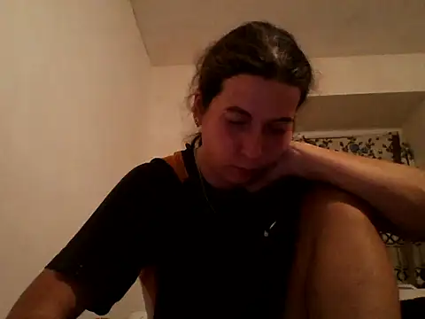 Snapshot of Tamilashaa chatting on October 25, 2025, 4:24 pm Tamilashaa online show from October 25, 2025, 4:24 pm