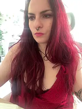 LunaMoongirl online show from November 26, 2025, 2:29 pm