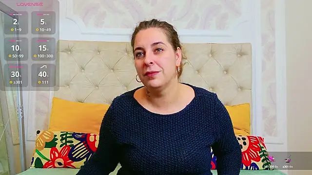 KarinaNoir online show from October 23, 2025, 2:55 am