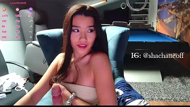 Snapshot of shachatteof chatting on December 3, 2025, 11:08 am shachatteof online show from December 3, 2025, 11:08 am