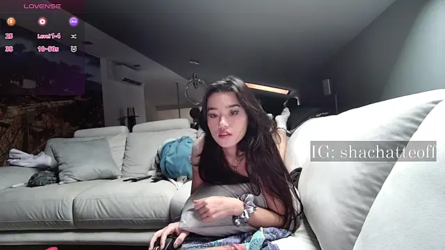 Snapshot of shachatteof chatting on December 15, 2025, 11:36 am shachatteof online show from December 15, 2025, 11:36 am