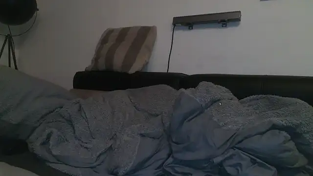 Toyboy471 online show from November 2, 2025, 7:33 am