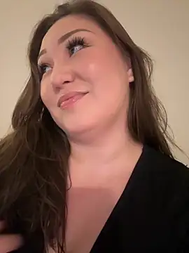 Snapshot of RosieDixx chatting on November 7, 2025, 6:57 am RosieDixx online show from November 7, 2025, 6:57 am